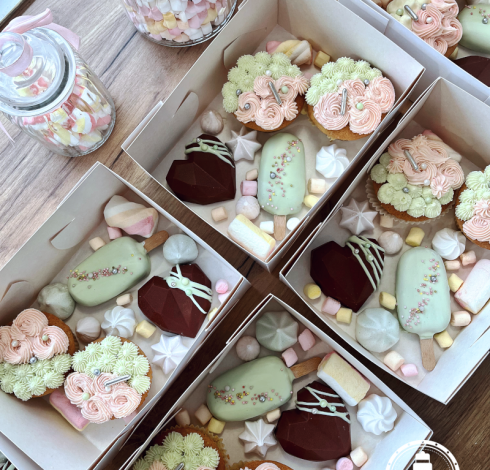 Słodki box z muffinami